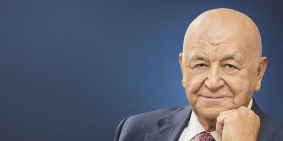 Александр Апазов