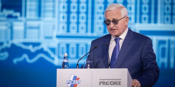 Александр Шохин